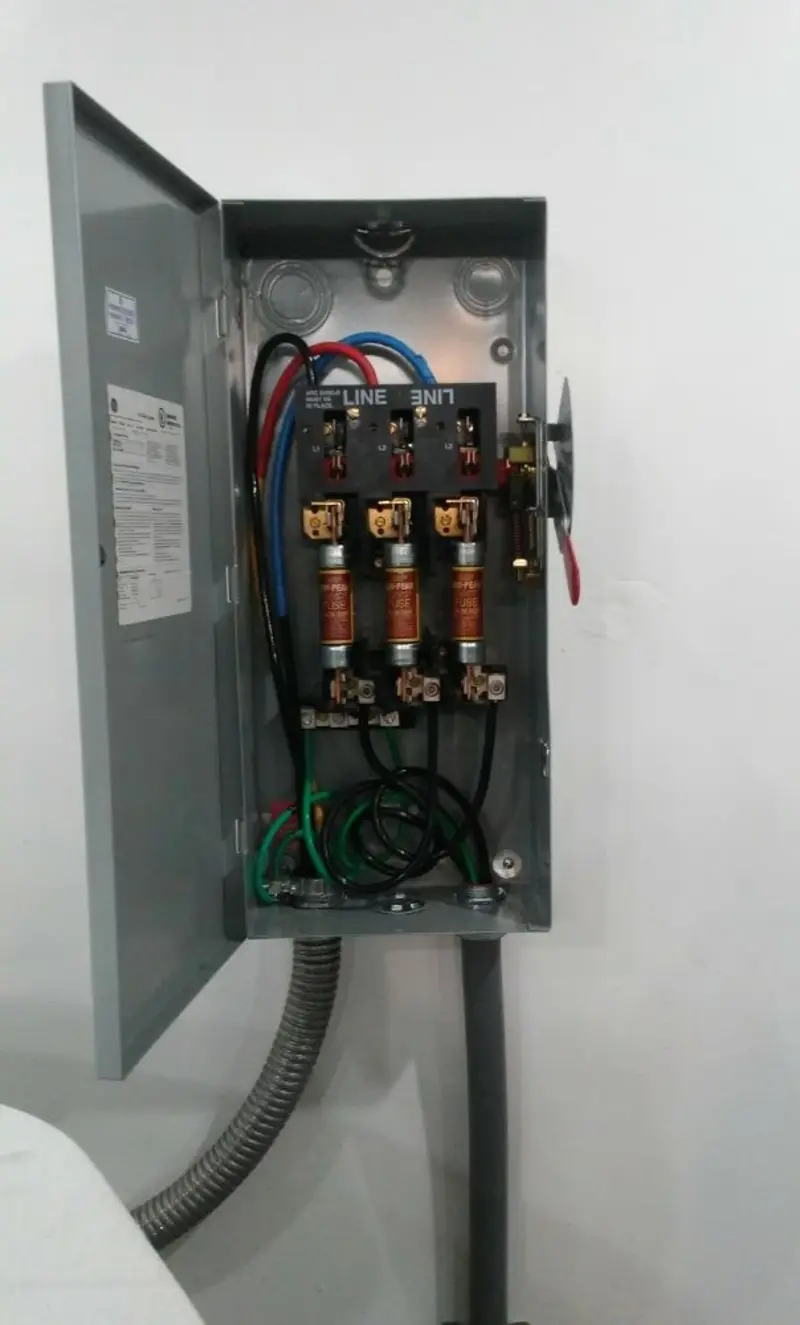 Three-phase disconnect switch installed for Smoke Detector Installation in Portsmouth
